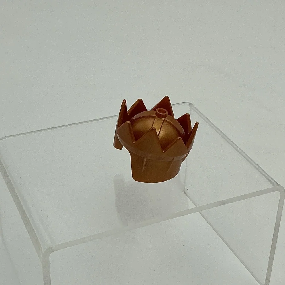 LEGO Knights Kingdom King Mathias Gold Helmet Replacement Part